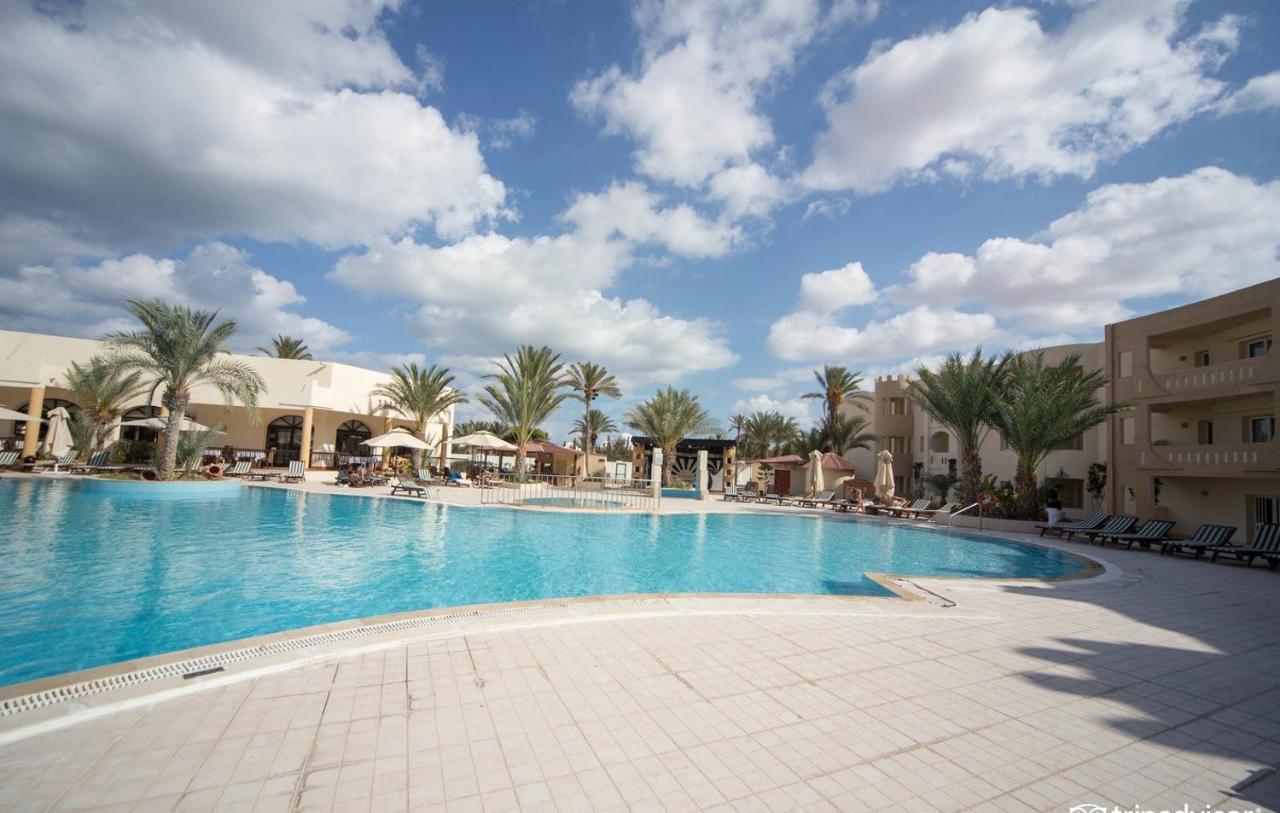 Green Palm Midoun Exterior photo